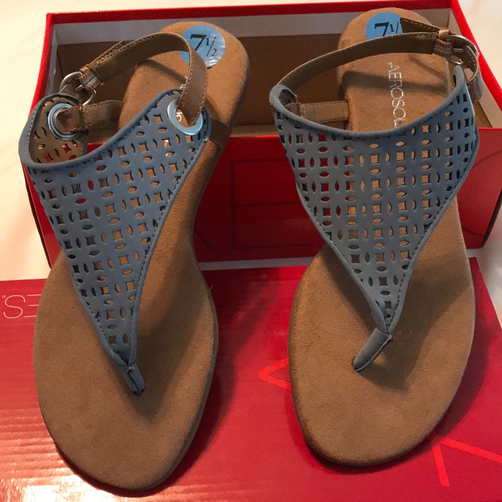 NWB Chlockodile Chambray Blue Sandals